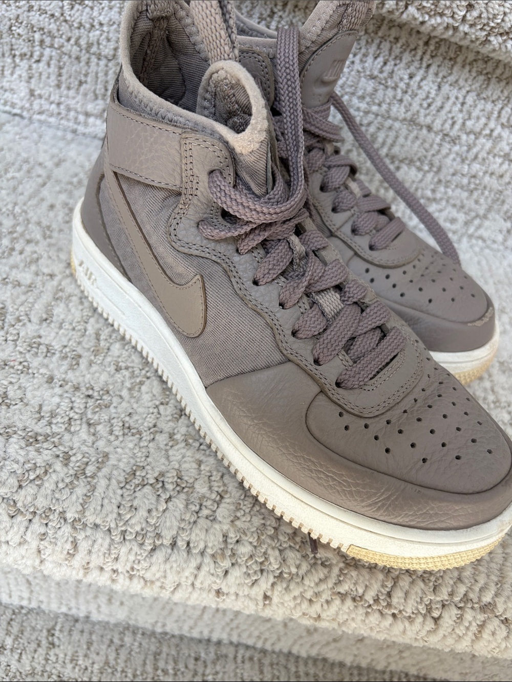 Nike High-Top Sneakers in Taupe and White